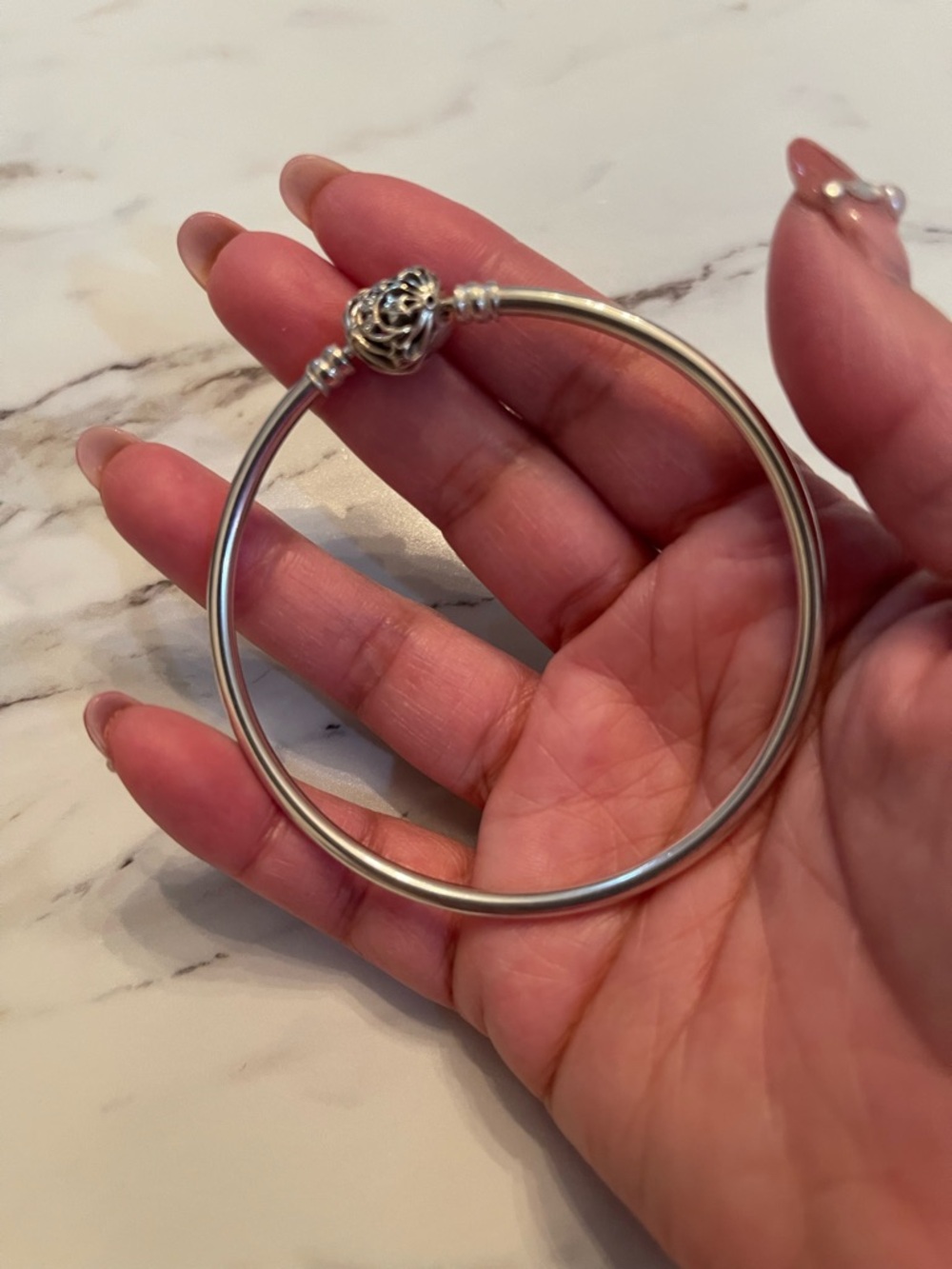 💯% Authentic Pandora Celestial Heart Clasp Bangle size 19cm (Large) - Picture 9 of 10